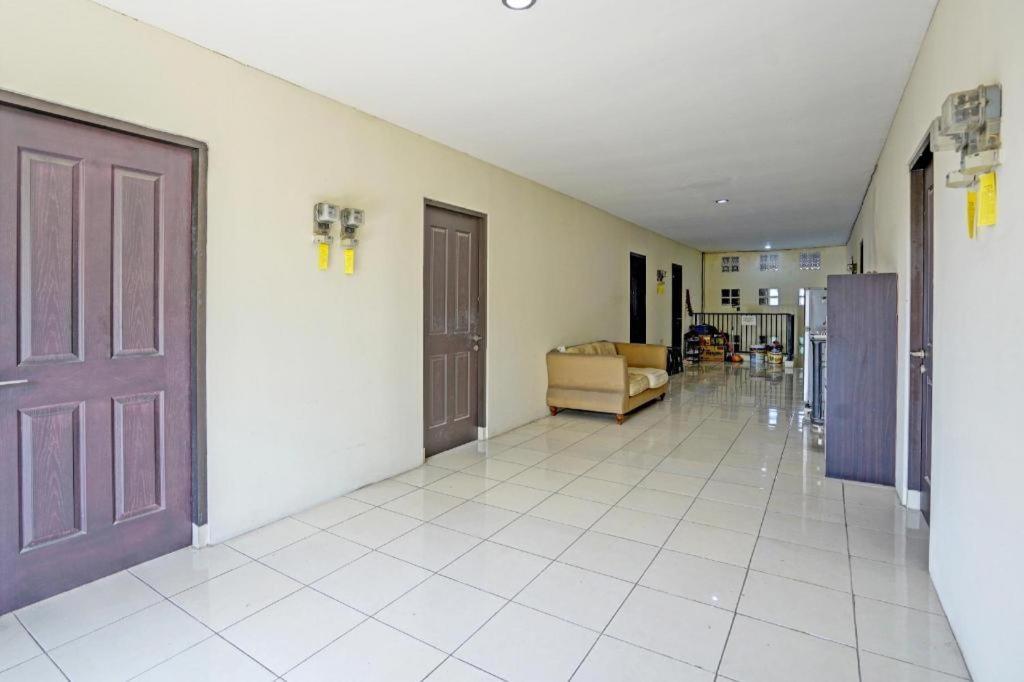 Oyo 93109 Garden Homestay 1 Tpr Sorabaya Extérieur photo