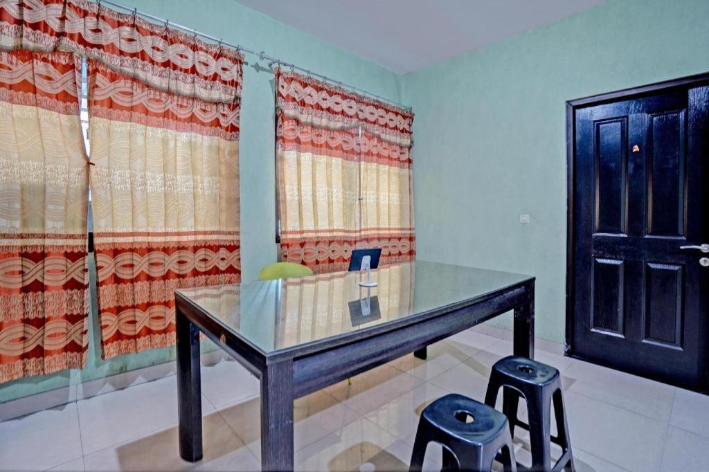 Oyo 93109 Garden Homestay 1 Tpr Sorabaya Extérieur photo